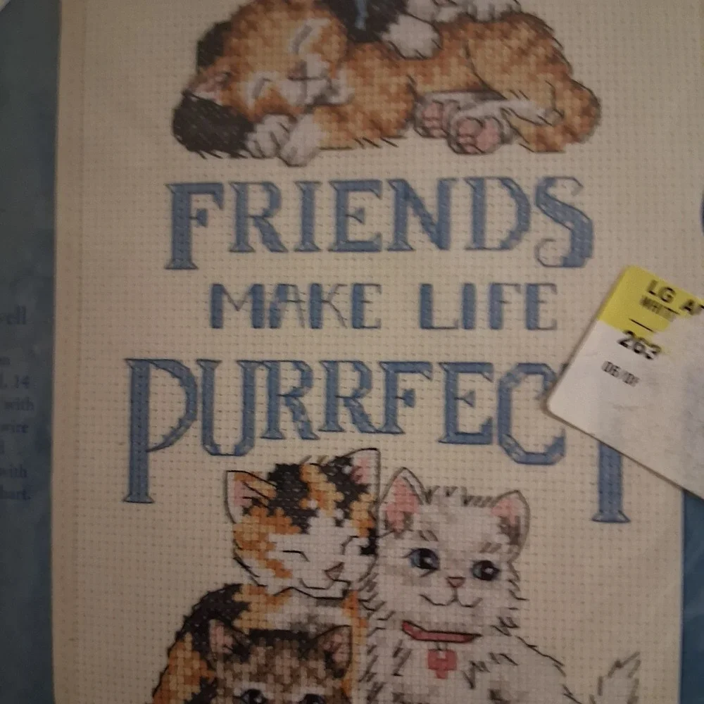 Dimensions 1998 Cross Stitch Kit Friends Make Life Purrfect Cat Kitten #72505